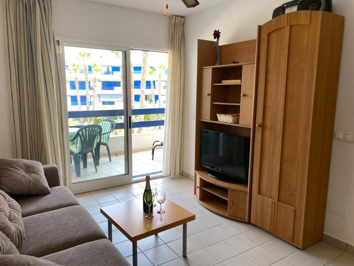 Apartamento En La Calma Con Vistas A La Piscina Daire Alicante Dış mekan fotoğraf
